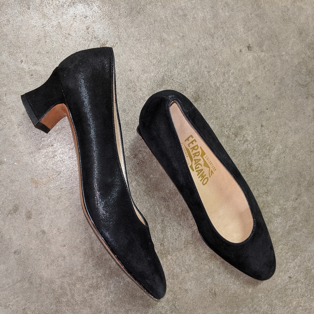 Black Salvatore Ferragamo kitten heels ❤️